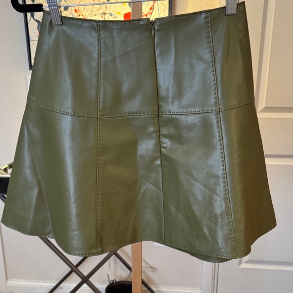 Marie Oliver Olive Green Mini Skirt - Picture 2 of 6